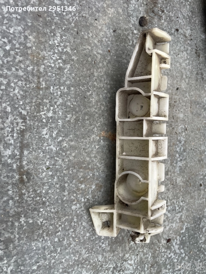 Държач задна броня Mitsubishi Space Star, снимка 1