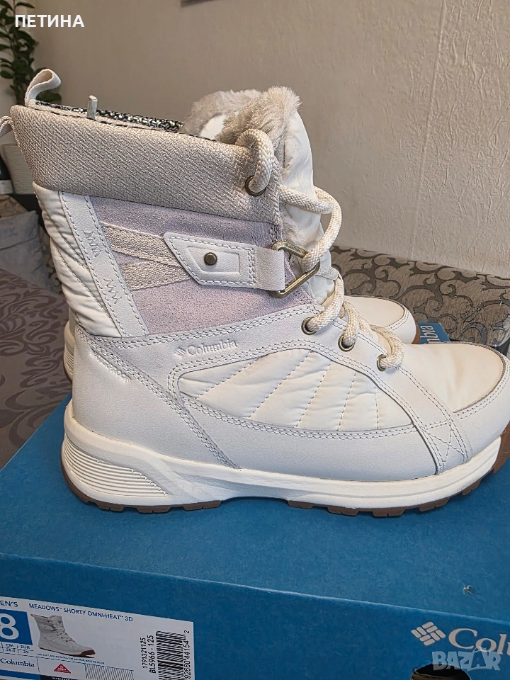 Columbia , снимка 1