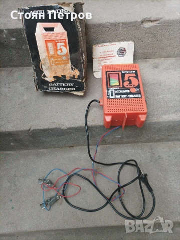 Зарядно за акумулатор 6-12V, снимка 4 - Аксесоари и консумативи - 53493343