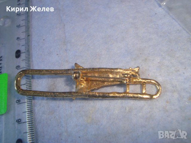 МУЗИКАНТСКА Винтидж ПОЗЛАТЕНА КРИСТАЛНА Арт БРОШКА ЗНАЧКА ТРОМПЕТ от БЛАГОРОДНА Неръжд СТОМАНА 29042, снимка 5 - Други - 37756305