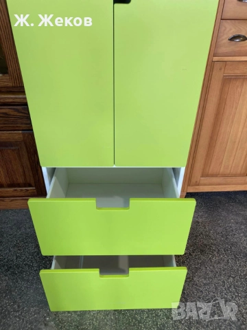 Двукрилен гардероб, снимка 3 - Гардероби - 52502021