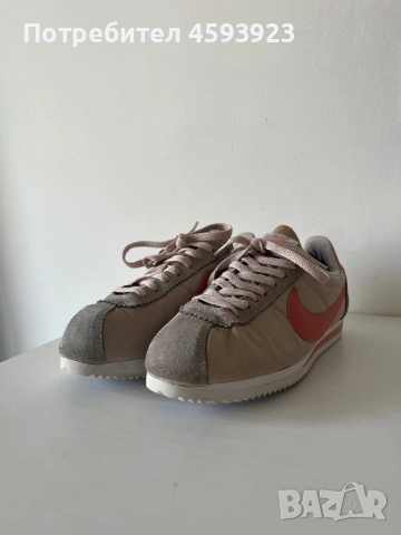 Женски обувки Nike Cortez, снимка 1