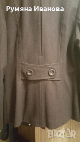 Късо палтенце H&M, снимка 2 - Палта, манта - 36528863