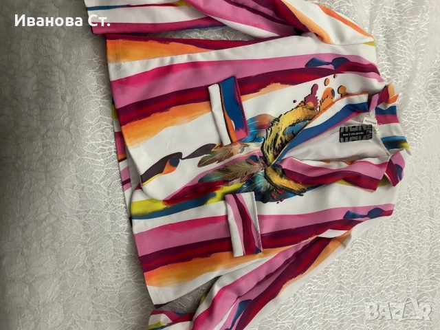 Късо дамско сако, снимка 2 - Сака - 51550273