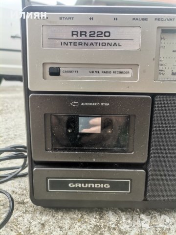 Радиокасетофон , снимка 2 - Радиокасетофони, транзистори - 40421769