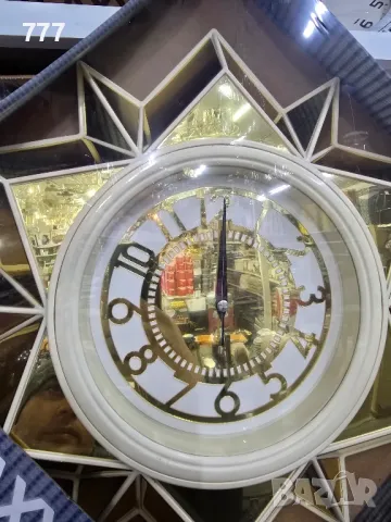 стенен часовник , снимка 2 - Стенни часовници - 48642329