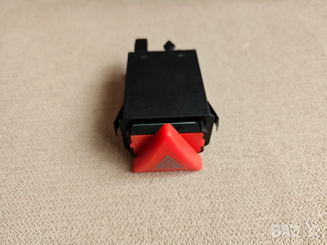 Бутон ключ аварийни светлини Audi A3 8L 1997 Topran 108 893, снимка 3 - Части - 51420164