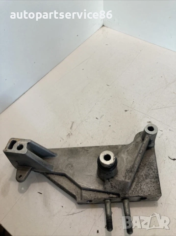 Държач скоба за KIA Sportage 2.0 CRDi (2006-2011) 103KW автентична част, снимка 2 - Части - 53338649