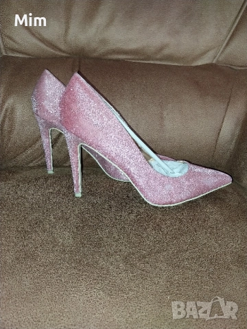 41 Черни лачени обувки 41и 42 розови обувки брокат с ток , снимка 15 - Дамски обувки на ток - 52421465