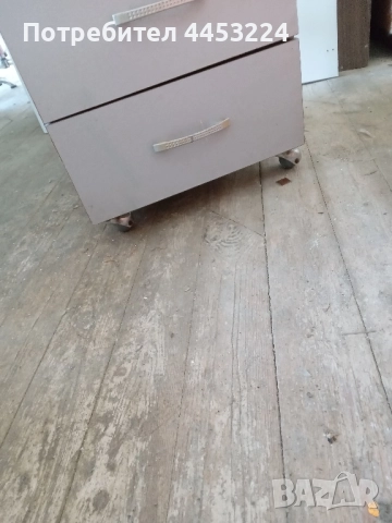 Бюро за маникюр и пароозонатор за почистване на лице , снимка 3 - Козметични уреди - 51756216