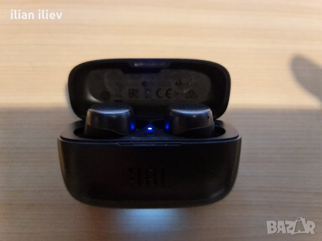 JBL Live 300TWS Хендсфри слушалка , снимка 1 - Безжични слушалки - 33675436