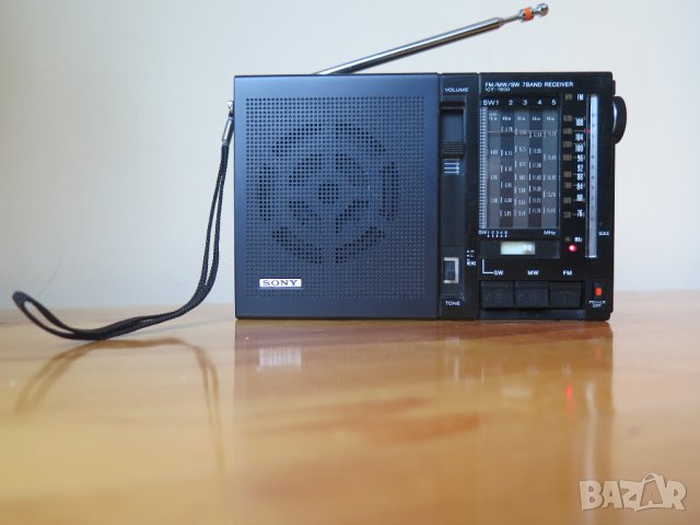 Vintage SONY  ICF-7600 Japan, 1978–1982, снимка 13 - Радиокасетофони, транзистори - 38895193