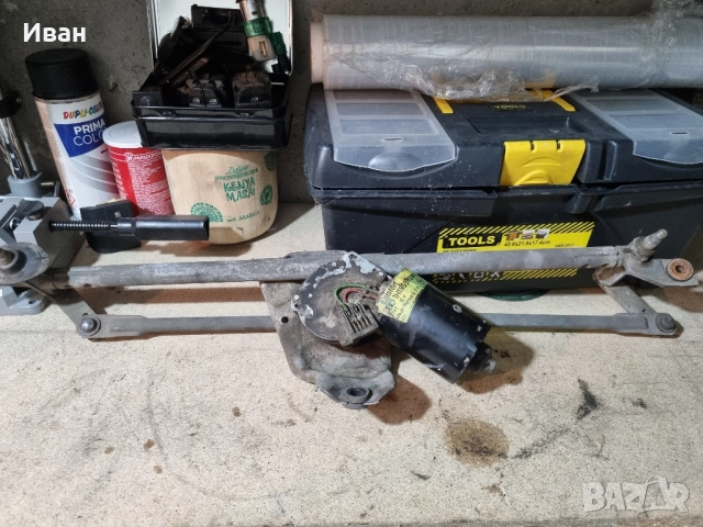 VW Golf 3 Моторче и раменна чистачки