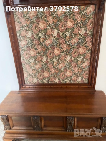 Антични мебели-Италия-Портманто с дърворезба, снимка 2 - Етажерки - 53471496