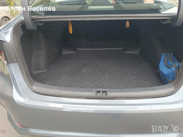 Продавам Toyota Corolla 2021 1,5 Executive, снимка 10 - Автомобили и джипове - 53268499