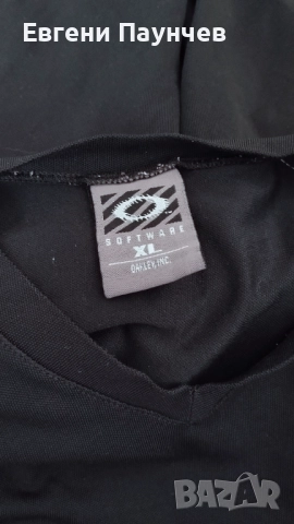 Oakley Software размер XL мъжка тениска Made in USA Y2k vintage , снимка 4 - Тениски - 51515144