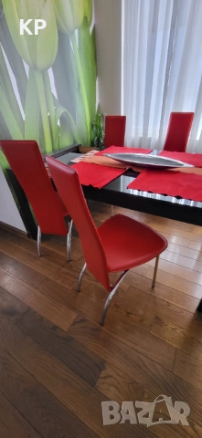 Маса с 4 стола, снимка 2 - Маси - 52209800