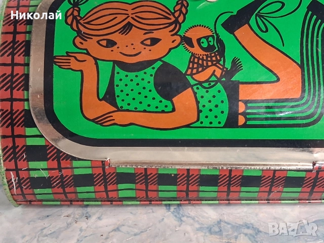 Детска Ламаринена Кутия Чанра за Храна Пипи Дългото Чорапче Norma СССР, снимка 2 - Други ценни предмети - 52388848