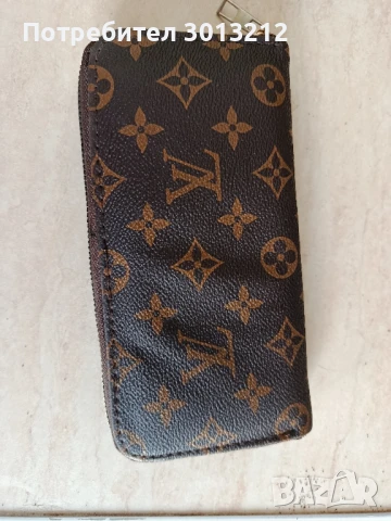 Дамски портфейл нов.