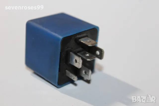 Реле Peugeot 9622011280, снимка 2 - Части - 48828762