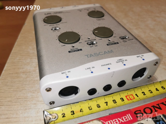 TASCAM US-122L CANADA 17012611920, снимка 3 - Ресийвъри, усилватели, смесителни пултове - 53134734