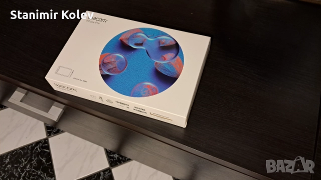Wacom Intuos Pro M Графичен Таблет, снимка 5 - Таблети - 52497857