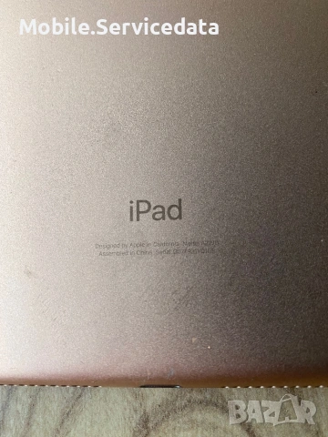 Apple iPad 8th Gen и iPad 2 – за части / счупени дисплеи , снимка 2 - Таблети - 53053559