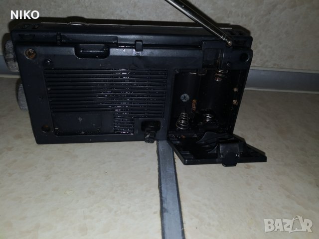 Продавам,,Sony ICF-J1 3-БАНТОВО FM/AM/SW РАДИО ,,, снимка 7 - Радиокасетофони, транзистори - 34665615