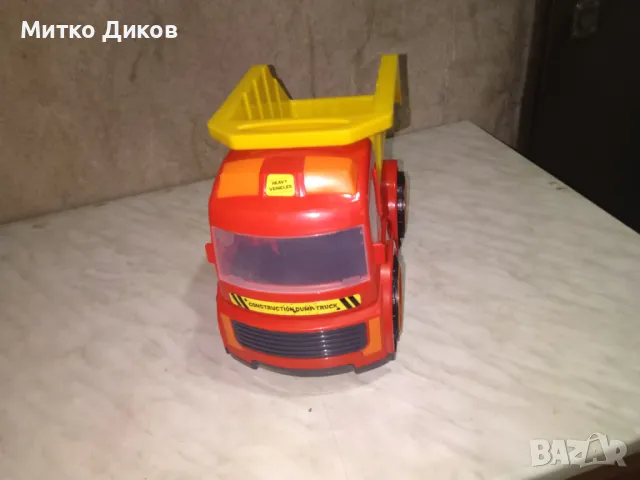 Детски самосвал нов 35х26см, снимка 2 - Коли, камиони, мотори, писти - 48299753