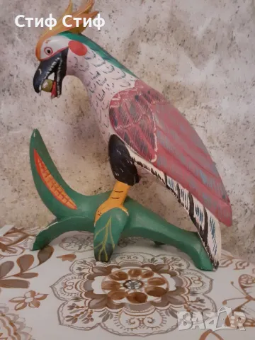 Дървен папагал