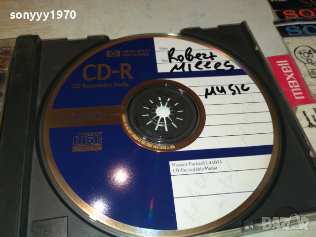 ROBERT MILES CD 1807251838, снимка 4 - CD дискове - 51066426