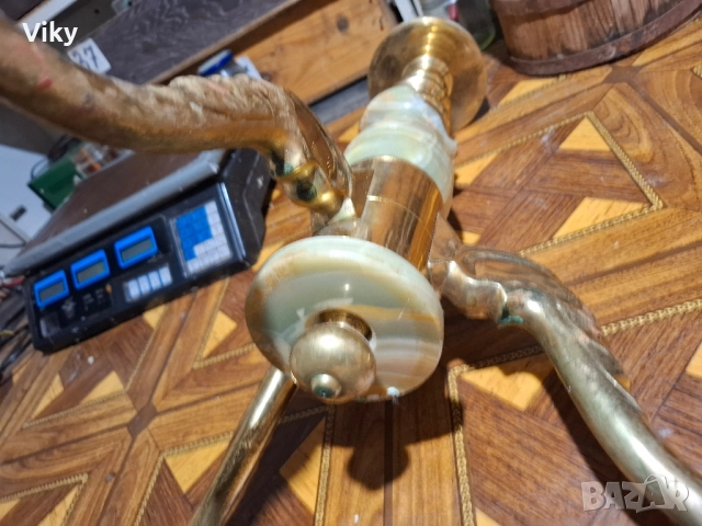 Стара месингова поставка с три крака, снимка 6 - Антикварни и старинни предмети - 51583134