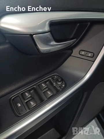 Volvo XC60 T5 Нова Газова инст.Нов внос от Америка без ръжда  оригинална бояя., снимка 6 - Автомобили и джипове - 51790423