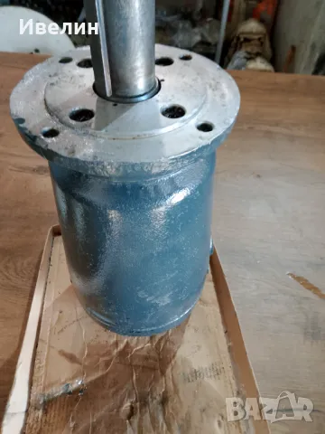 Хидромотор бутален 