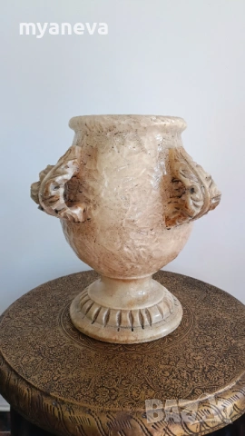 Италианска ваза, амфора с дръжки във формата на листа. , снимка 2 - Декорация за дома - 53540975