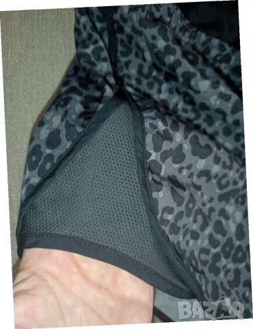 Шорти от шушляк Nike L, снимка 4 - Къси панталони и бермуди - 33535620