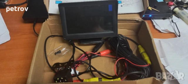 Монитор 4.3″ с камера за задно виждане\ново\