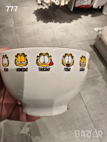 купички Garfield , снимка 4 - Чинии - 48780095