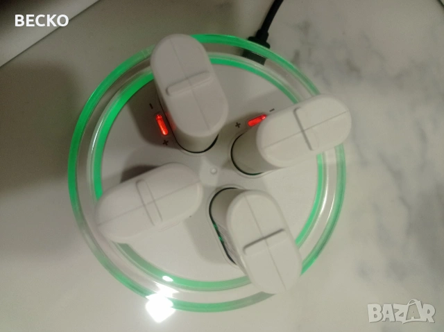 Батерии и зарядна станция за контролери Xbox, снимка 3 - Аксесоари - 53567224