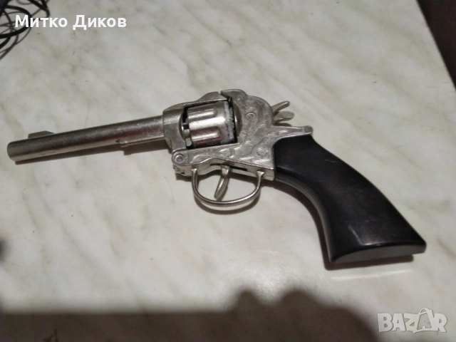 Метален пистолет с капси марков на евуше, снимка 2 - Други - 53589568