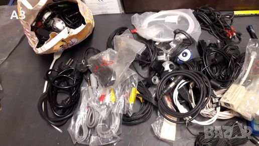 Продавам, снимка 3 - Оригинални зарядни - 27334254