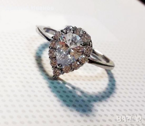 Златен пръстен с камък Сваровски - размер 8