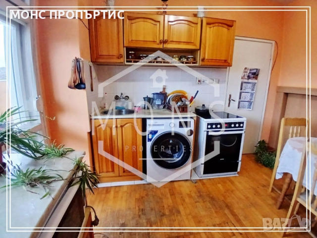 Мезонет с панорамна гледка в гр. Велико Търново, в близост до автогара Юг.