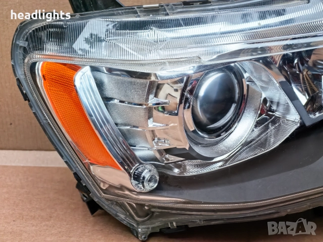 Десен фар за Mitsubishi Outlander 2 Xenon Facelift, снимка 3 - Части - 52971047