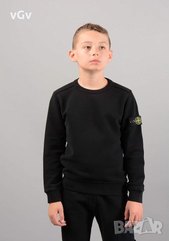 Оригинален детски вълнен пуловер Stone Island - 140 , снимка 1 - Детски пуловери и жилетки - 35611541