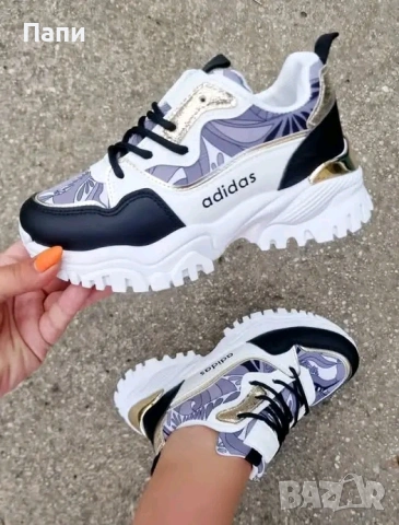 Дамски маратонки Adidas 