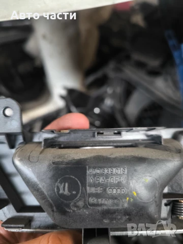 Задна лява дръжка Audi A6 3.0 TDI 233 конски сили 4F0839019, снимка 2 - Части - 51028555