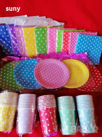 Парти чашки, чинийки, салфетки на точки, снимка 1