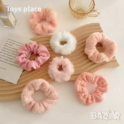 Комплект скрънчита в розово-бяло и бежово бялата гама