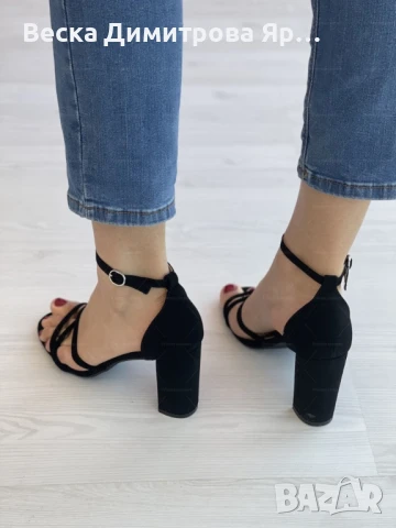 Разкош и Удобство: Изискани черни дамски сандали с ток, снимка 3 - Сандали - 51194048
